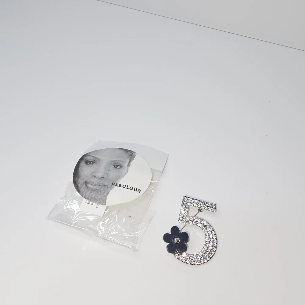 Silver Crystal Brooch NEW